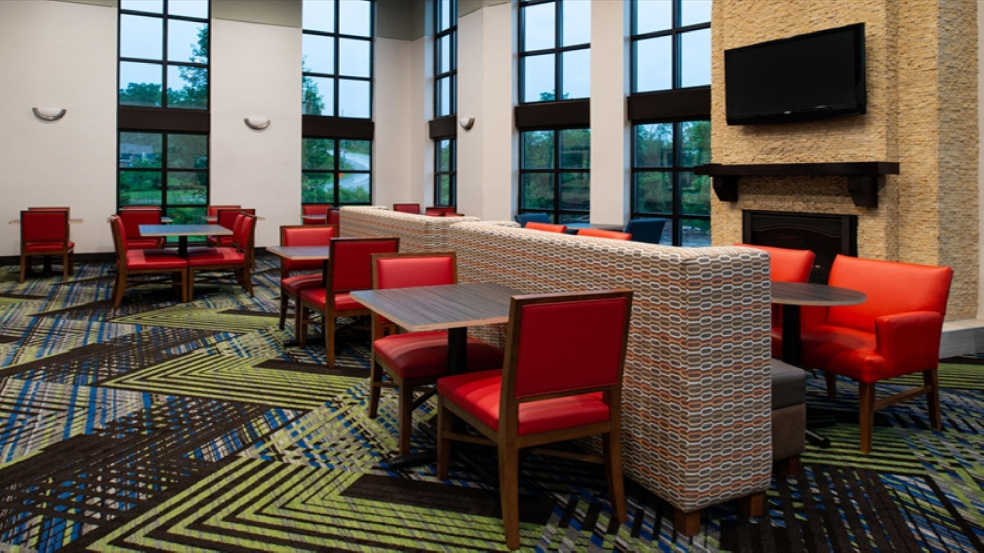 Holiday Inn Express Cincinnati West By Ihg Dent Eksteriør billede